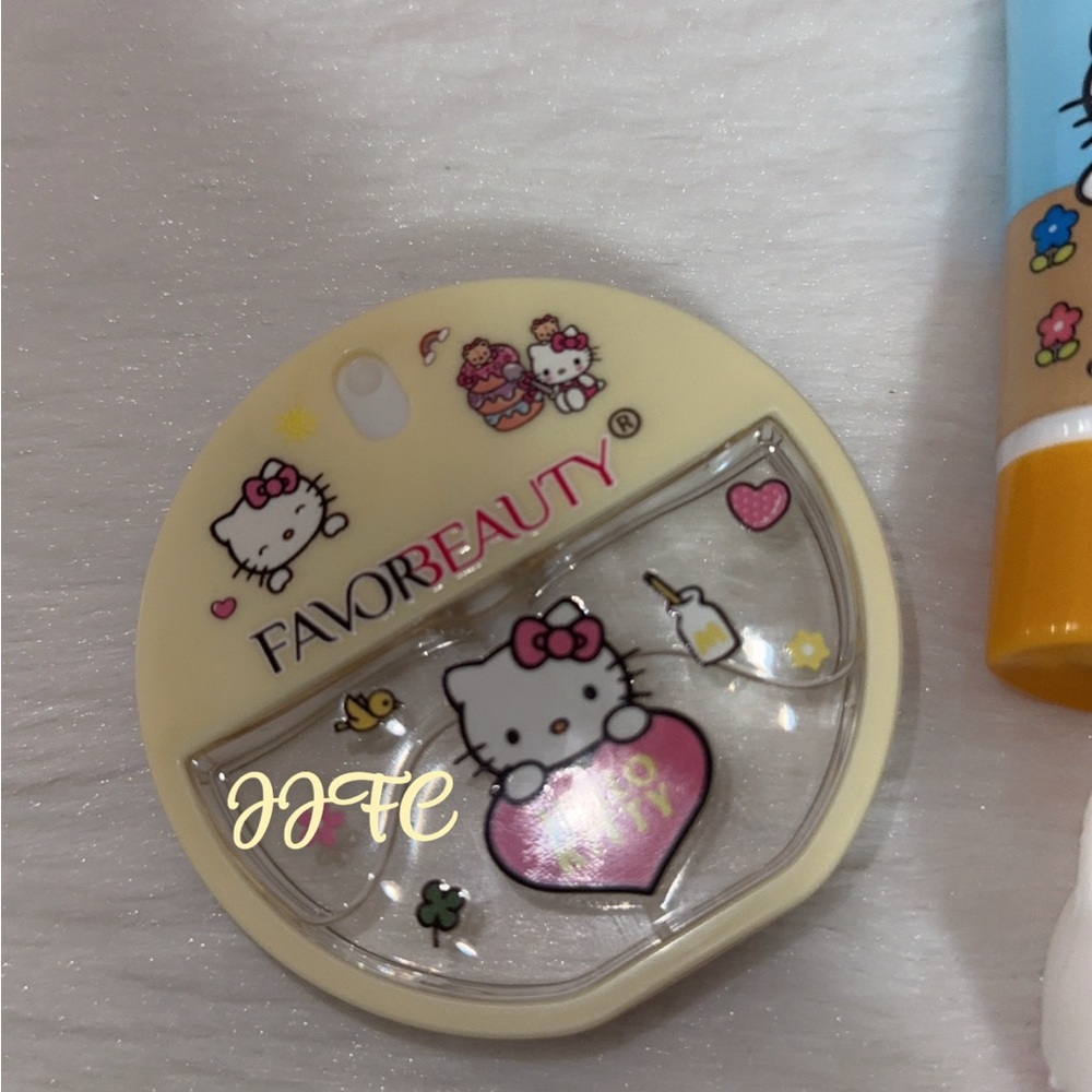 Hello Kitty  Set - Multicolor - Picture 2 of 3